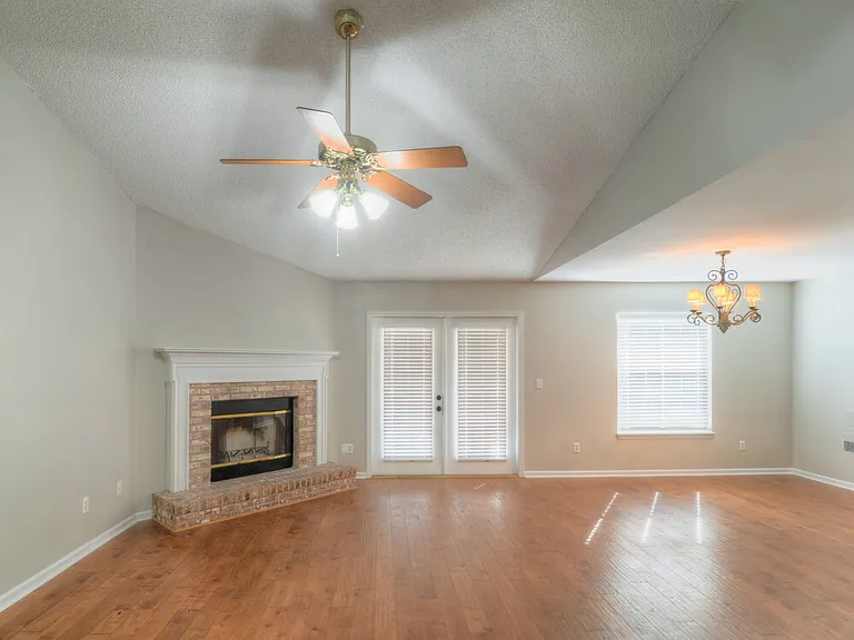 3645 Morning Meadow Ln — Photo 7