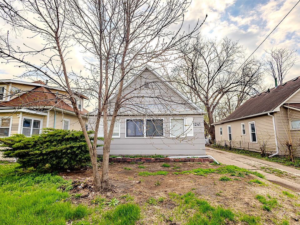 1st image of 1241 E 17th Ct