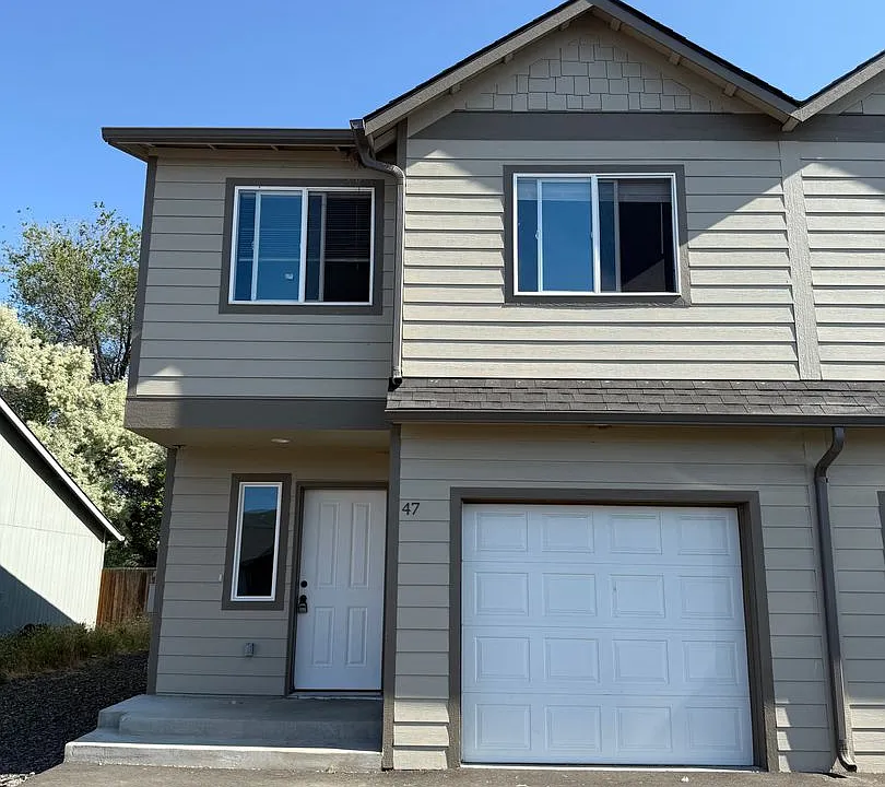 47 Samantha Ct