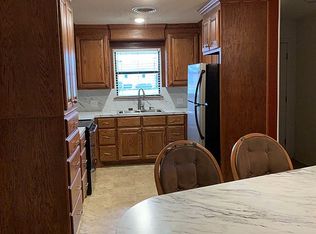 710 W 5th St, Idalou, TX 79329