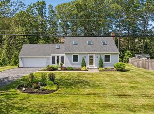 131 Oakhurst Rd, Cape Elizabeth, ME 04107