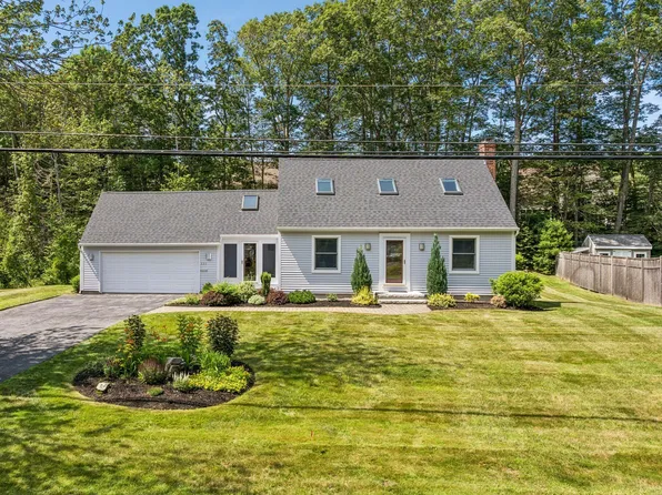 131 Oakhurst Road, Cape Elizabeth, ME 04107