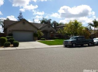 1704 Nutshell Ct, Hughson, CA 95326