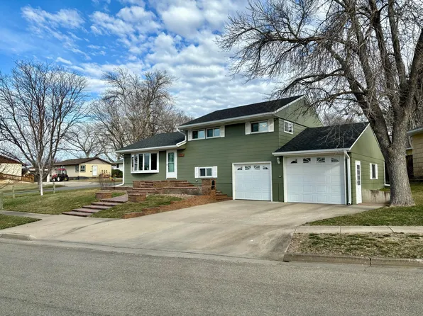 1600 E Cabot St, Pierre, SD 57501