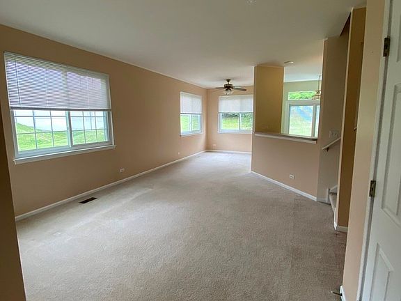 2nd image of 3080 Autumn Lake Dr