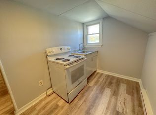 321 W Broad St APT 5, Tamaqua, PA 18252