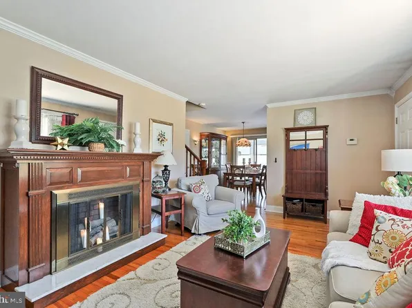 141 W Browning Rd, Bellmawr, NJ 08031