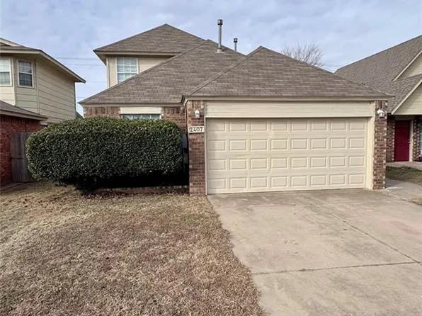 2407 Lakecrest Dr, Moore, OK 73170