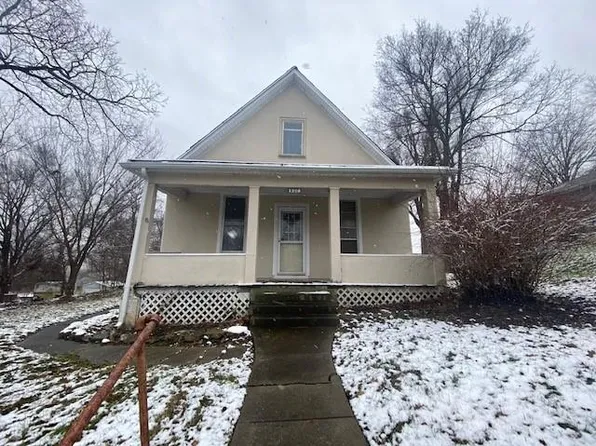 1320 Atchison St, Atchison, KS 66002