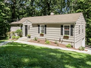 71 Grandview Dr, Ridgefield, CT 06877