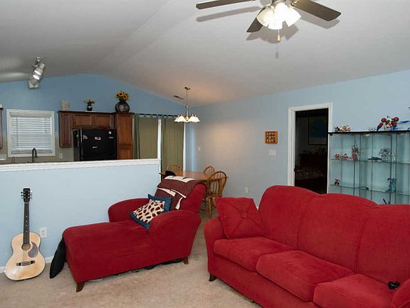 4th image of 245 Old Woolen Mill Ln