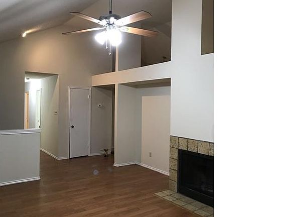 3rd image of 1401 Marigold Dr