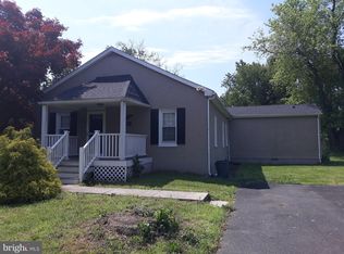641 Canal St, Turnersville, NJ 08012