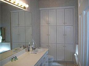 4th image of 5026 Laura Ln