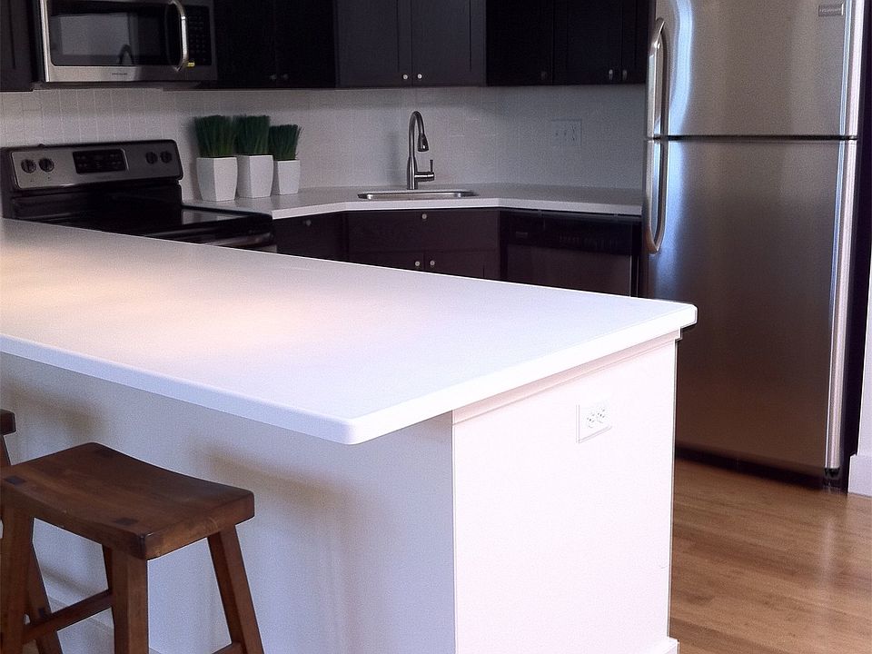 1st image of 605 Snelling Ave S Unit 308