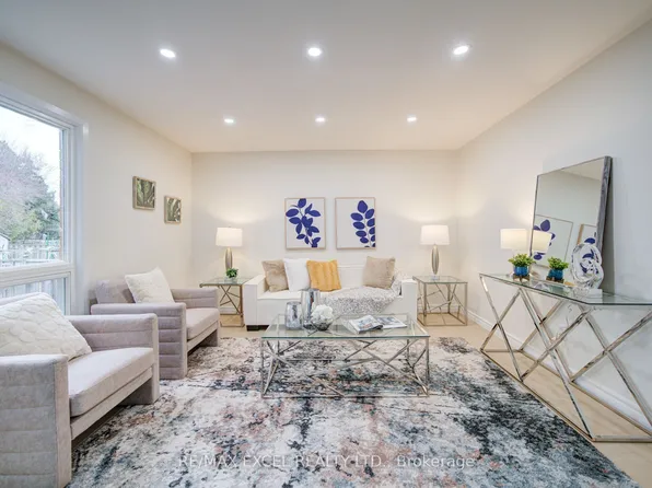 23 Tangmere Cres, Markham, ON L3R 6Z1