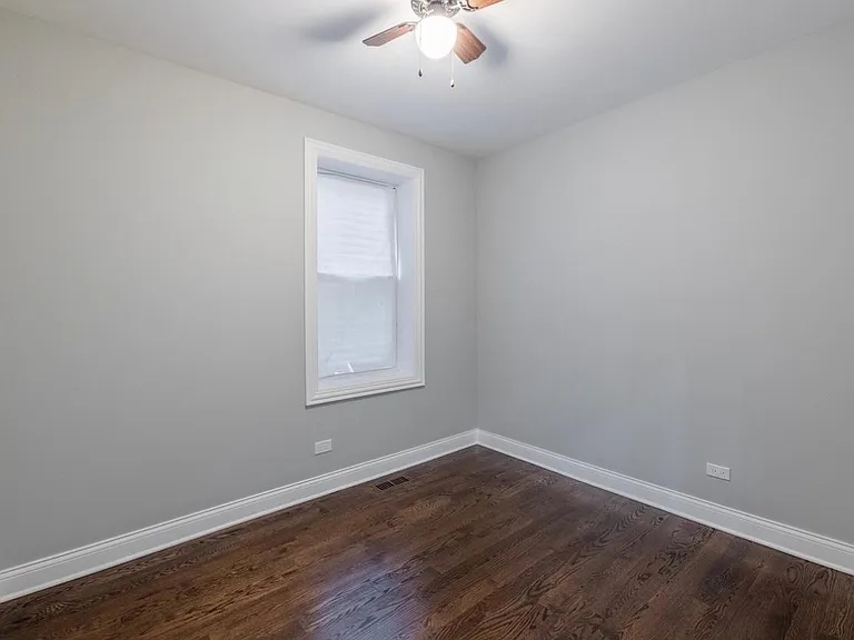 6914 S Marshfield Ave #2 — Photo 8