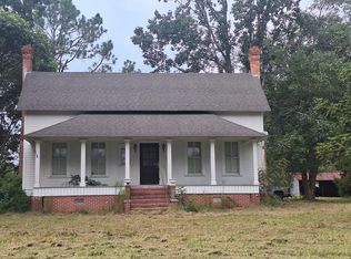 880 Sellers Rd, Baxley, GA 31513