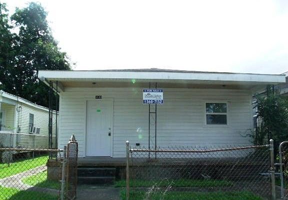 5th image of 1120 L B Landry Ave