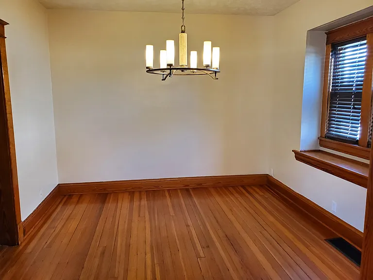 3558 Jones St — Photo 6
