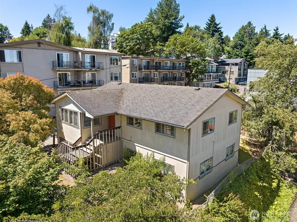 3463 6th Avenue W, Seattle, WA 98119