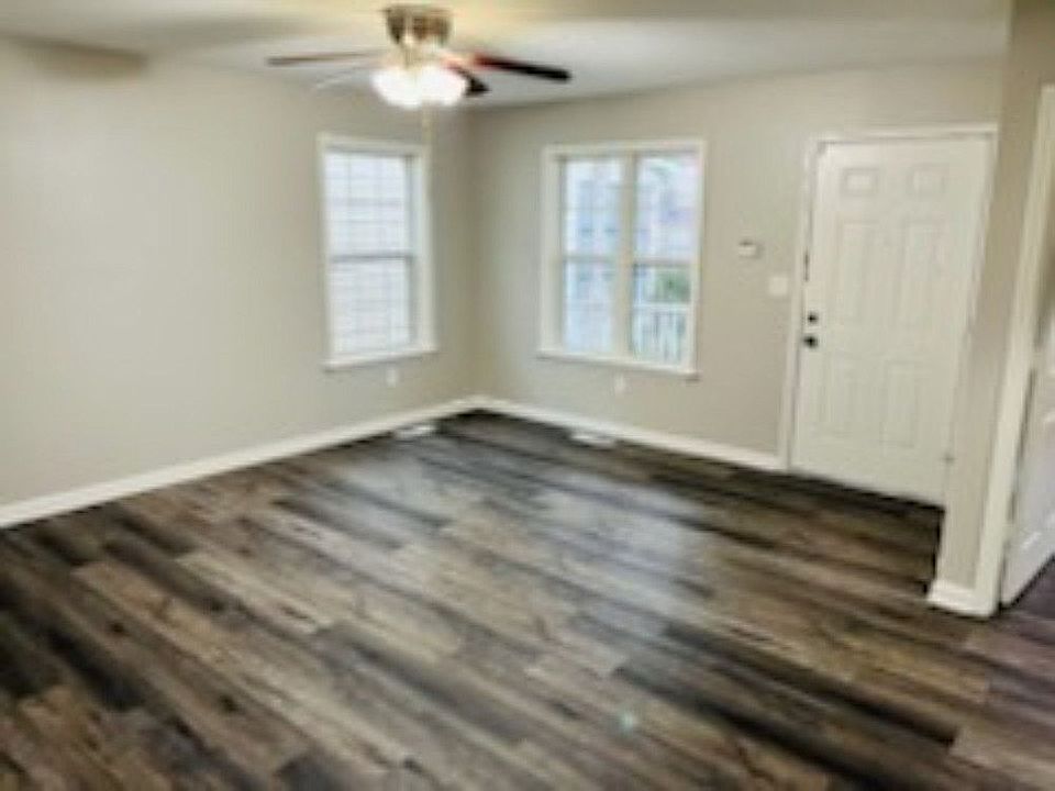 1st image of 820 S Hancock St