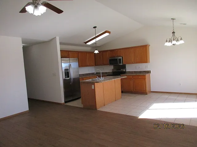 2306 W Oak Park Pl #B — Photo 7