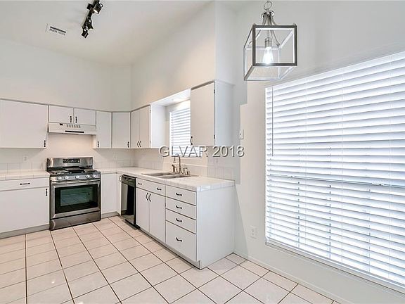 5th image of 4836 Cedar Lawn Way