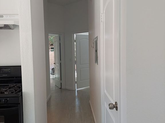 5th image of 4022 E Calle De Carlos #3