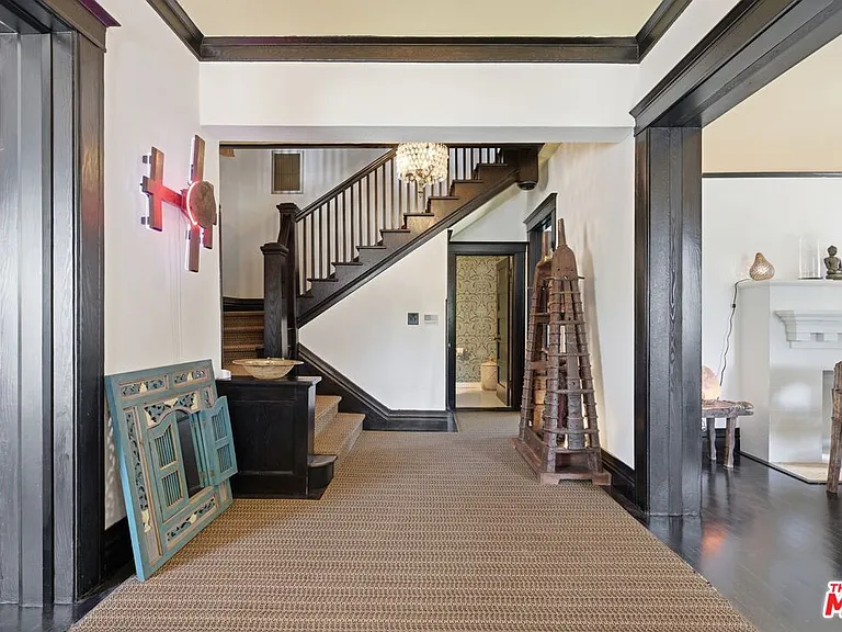 2624 Van Buren Pl — Photo 7