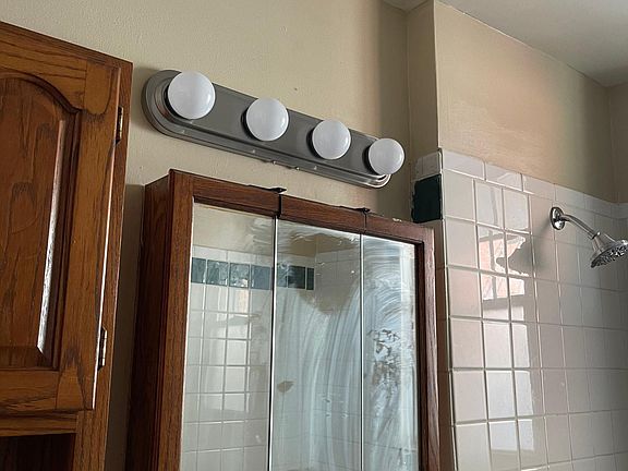 4th image of 2241 Cleneay Ave #2