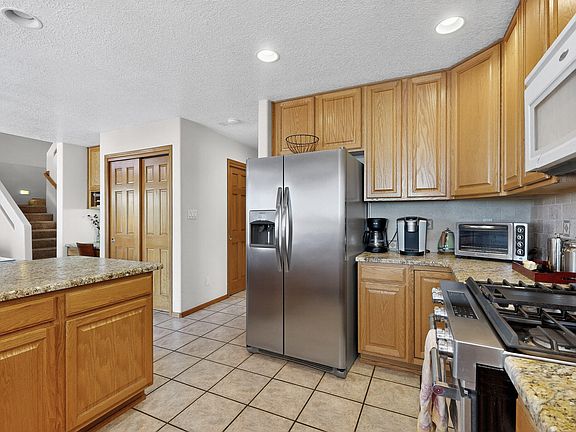 3rd image of 8705 Tierra Alegre Dr NE