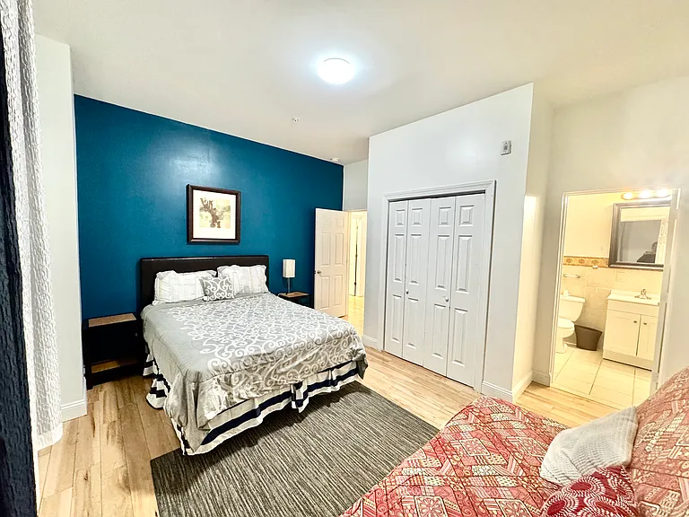 439 N 13th St #3C — Photo 7