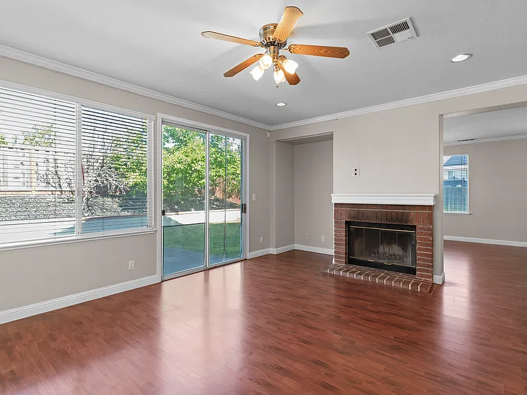5220 Peacock Hill Dr — Photo 7
