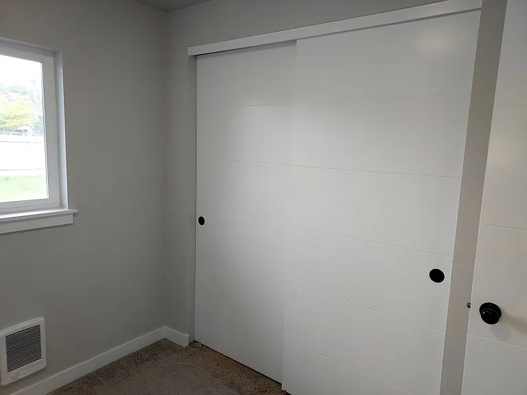 411 Anderson Ave — Photo 13