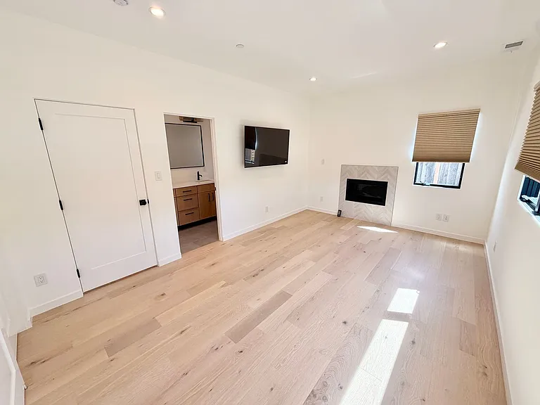 406 S Sunnyvale Ave — Photo 13