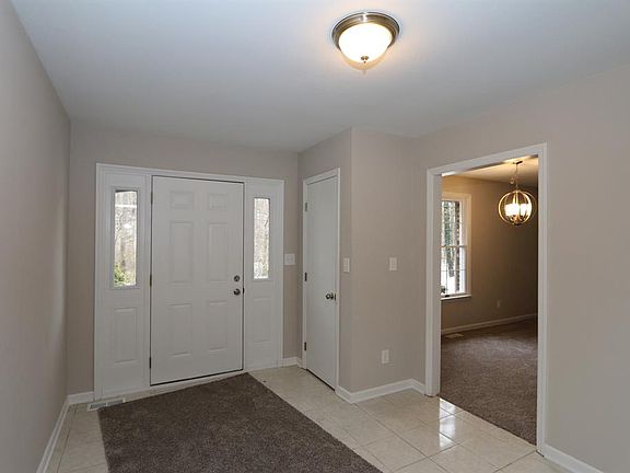 2nd image of 6565 Yankee St