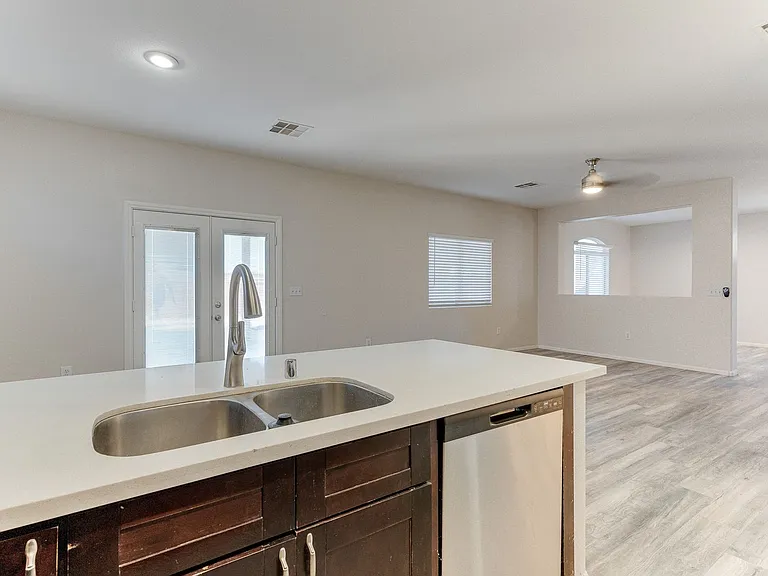 860 Viento Del Montagna Ave — Photo 17