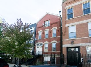 1307 N Greenview Ave UNIT R4, Chicago, IL 60642