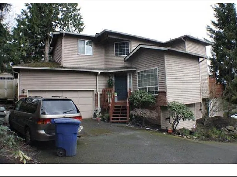 16427 SE 39th Pl — Photo 3