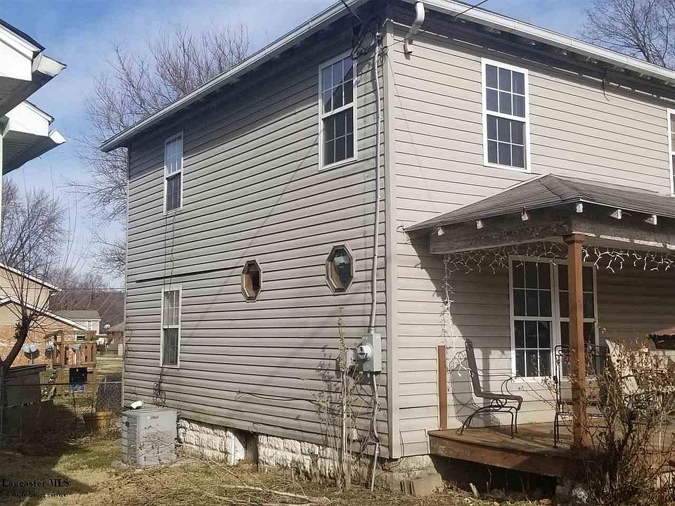 2nd image of 527 W Wheeling St