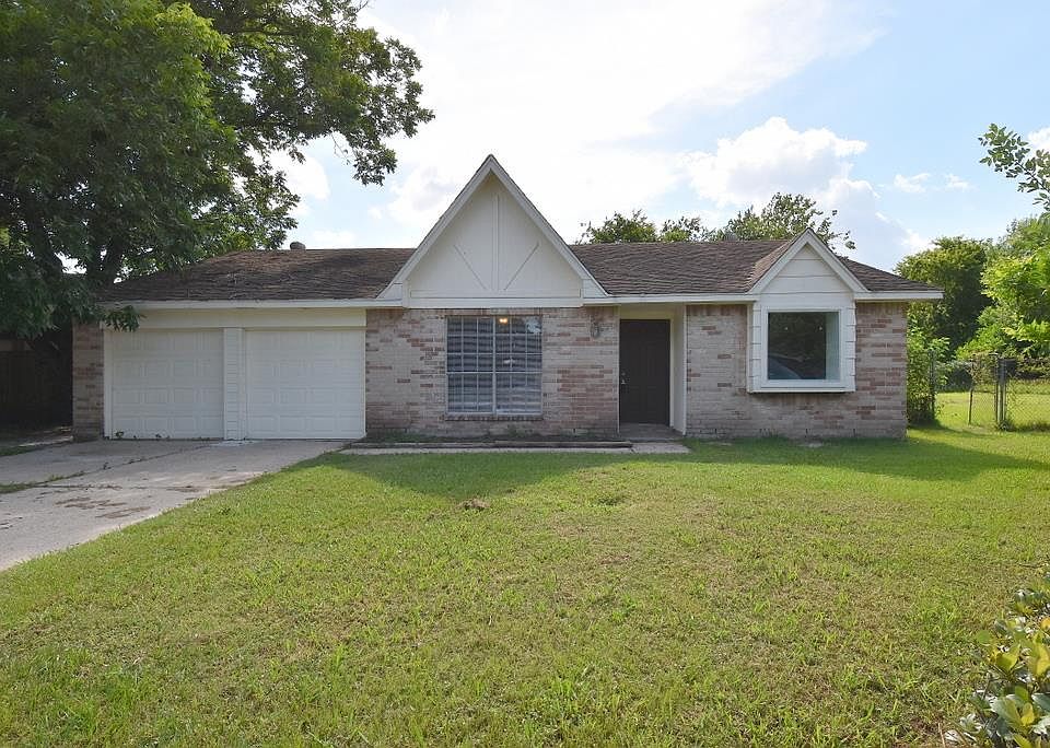 1st image of 9615 Camrose Ct