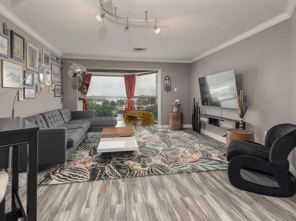 655 Riverside Dr APT 708B, Memphis, TN 38103