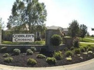 3079 Cobblers Crossing Rd, New Albany, IN 47150