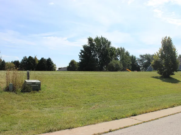 178 Meadowlark Dr Lot 9, Lake Zurich, IL 60047