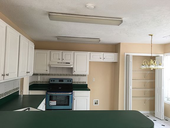 5th image of 130 Braymoor Cir