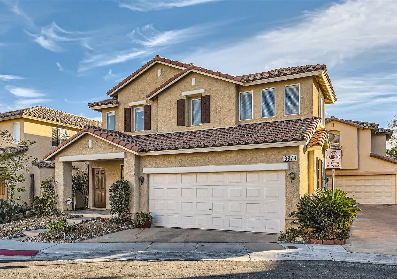 3 Bedroom Dog Friendly House! — Photo 2