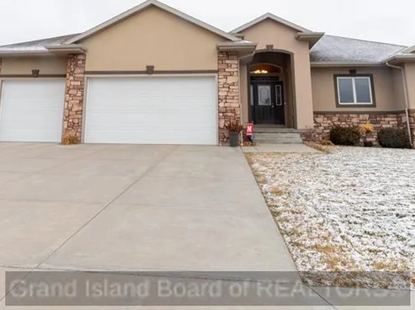 4060 Northview Dr, Grand Island, NE 68803