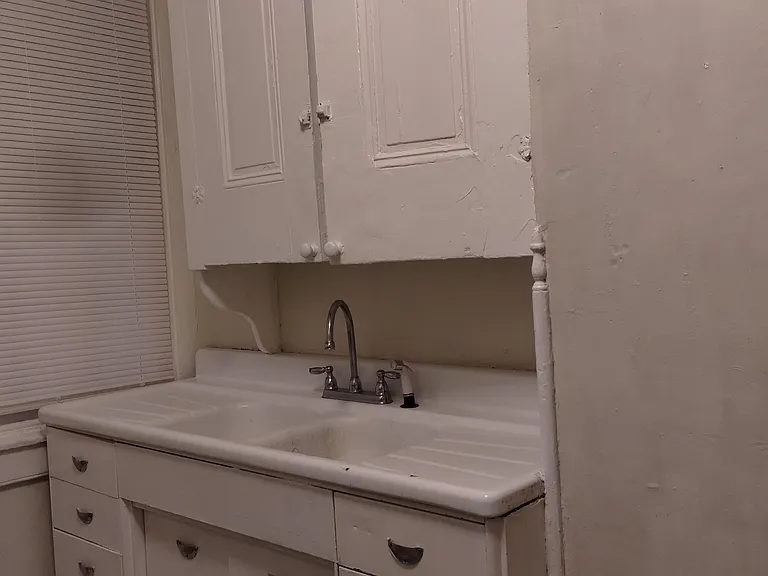 44 S Prince St #1 — Photo 8
