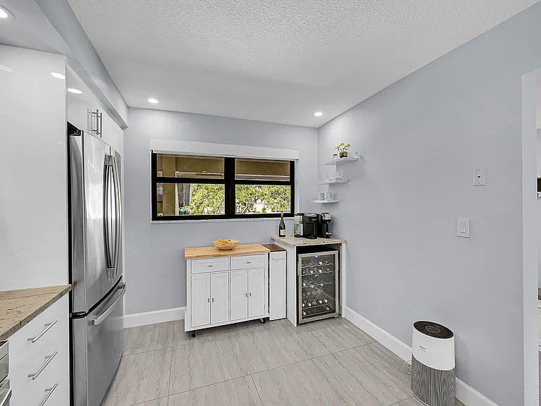 12870 Briarlake Dr #201 — Photo 8
